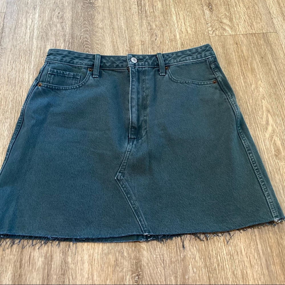 Abercrombie & Fitch womens jean skirt NWT size 31